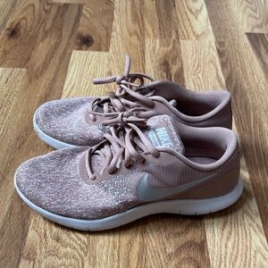 Nike Women's Tan Athletic Shoes